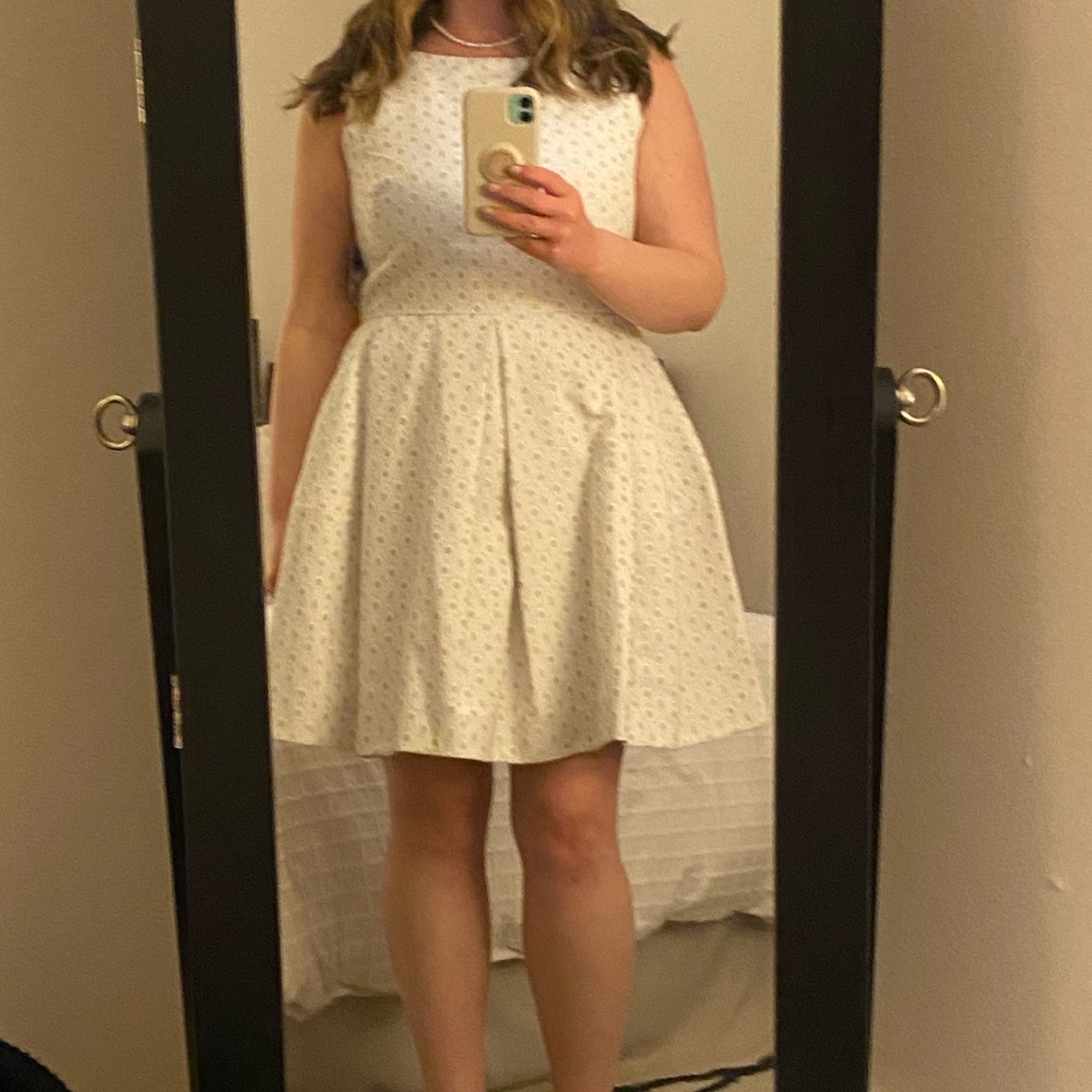 NWT - White & beige A-line dress with pockets